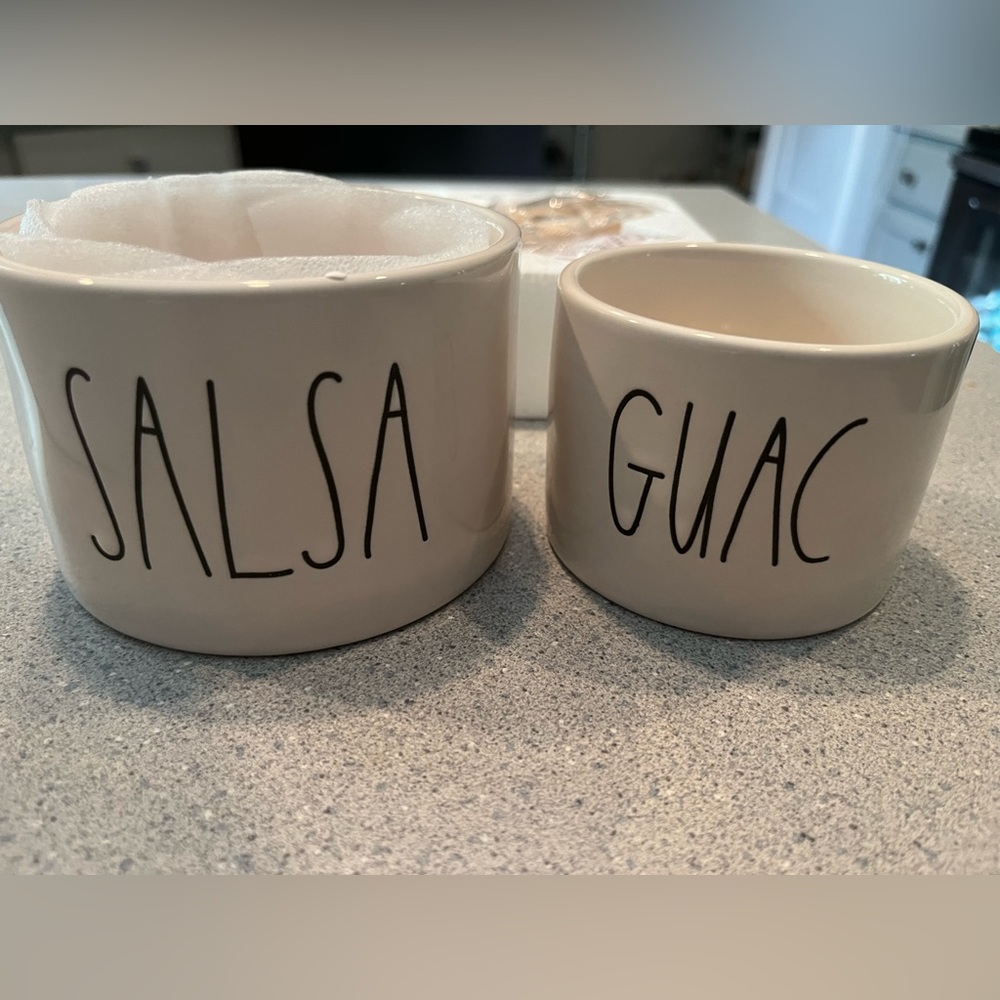 Rae Dunn salsa and guacamole bowls new